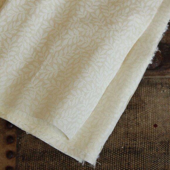 Vintage Fabric Fat Quarter, Quilt Fabric Scrap, Yellow and Cream Calico 19x22" - Picture 5 of 10